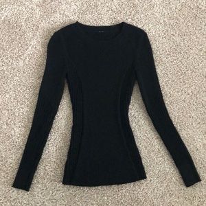 Lululemon black sweater
